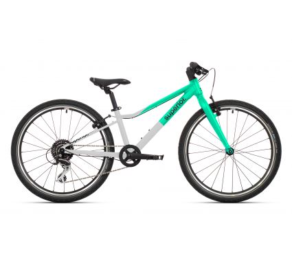 Superior F.L.Y. 24 VB Gloss Mint 11"